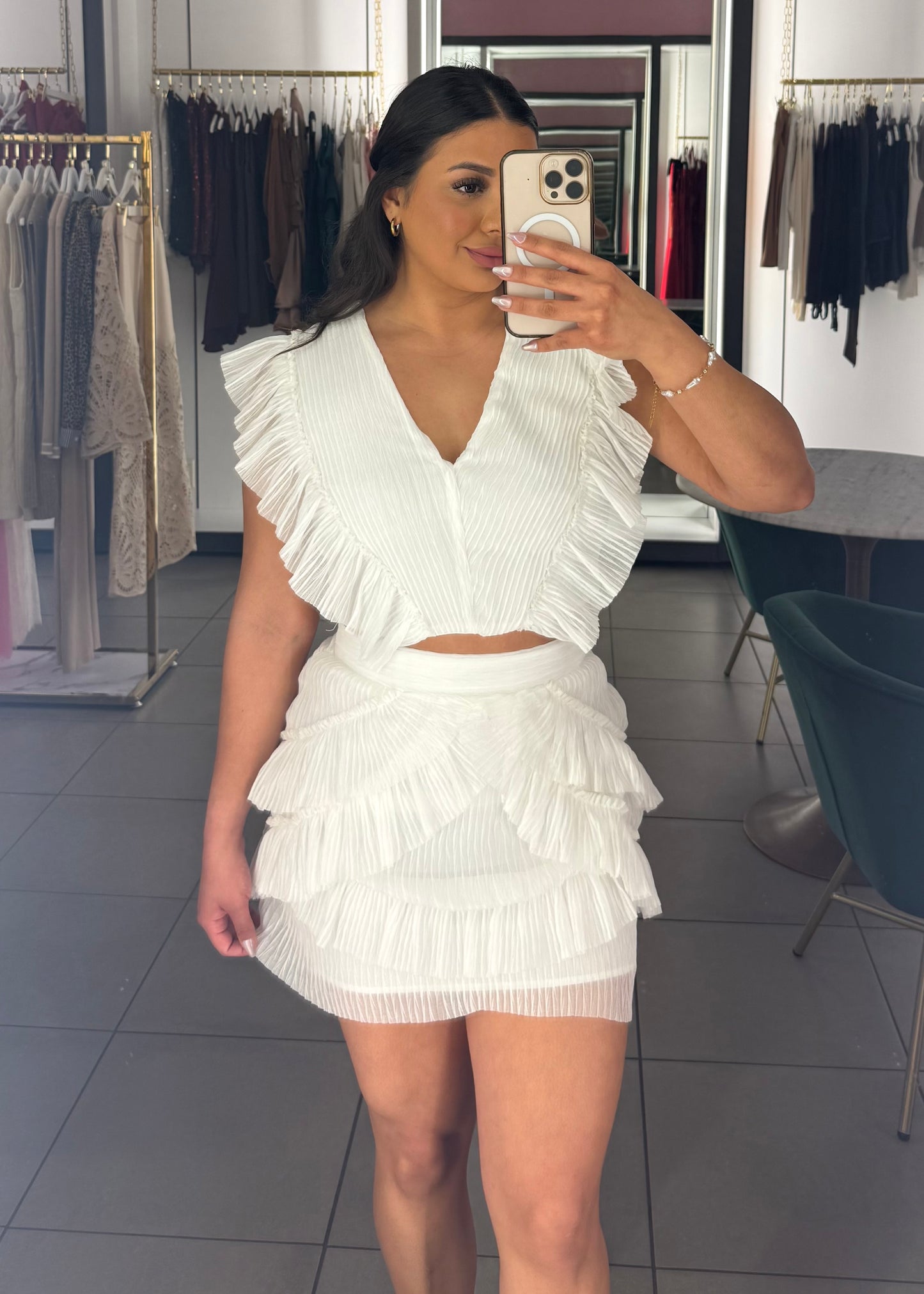 Lynelle Set