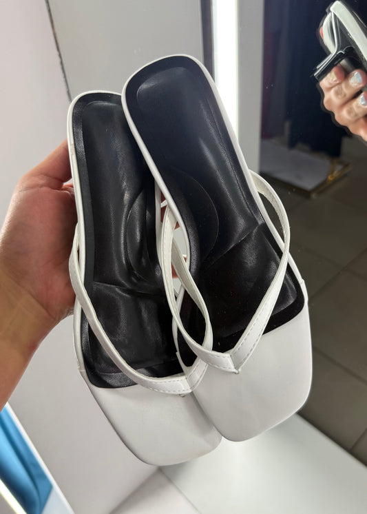 Florella Thong Kitten Heels